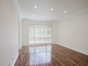 7319 Hazeltine Avenue 4, Van Nuys (los Angeles) CA 91405