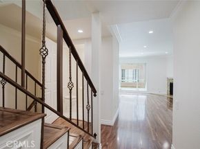 7319 Hazeltine Avenue 4, Van Nuys (los Angeles) CA 91405