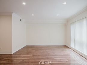7319 Hazeltine Avenue 4, Van Nuys (los Angeles) CA 91405