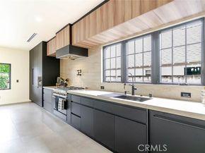 6849 Firmament Avenue, Van Nuys (los Angeles) CA 91406