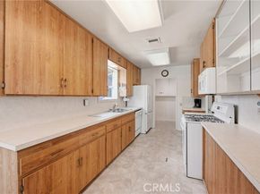 11007 MONTGOMERY Avenue, Granada Hills (los Angeles) CA 91344