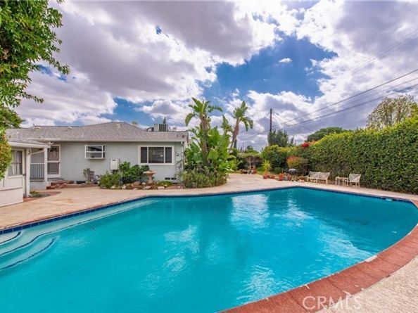 11007 MONTGOMERY Avenue, Granada Hills (los Angeles) CA 91344