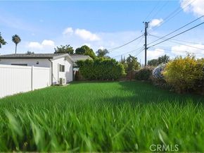 21018 Lull Street, Canoga Park (los Angeles) CA 91304