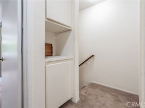 22038 Vanowen Street 113, Woodland Hills (los Angeles) CA 91303