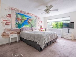 22038 Vanowen Street 113, Woodland Hills (los Angeles) CA 91303