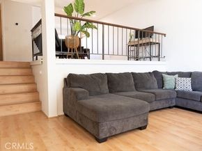 21241 Lassen Street 1, Chatsworth (los Angeles) CA 91311