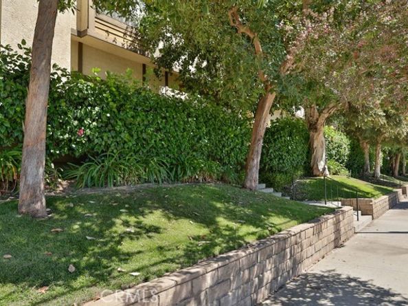 21241 Lassen Street 1, Chatsworth (los Angeles) CA 91311