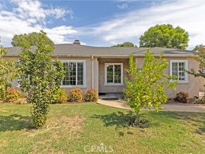 8546 Woodley Ave, North Hills (los Angeles) CA 91343