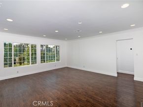 8546 Woodley Ave, North Hills (los Angeles) CA 91343