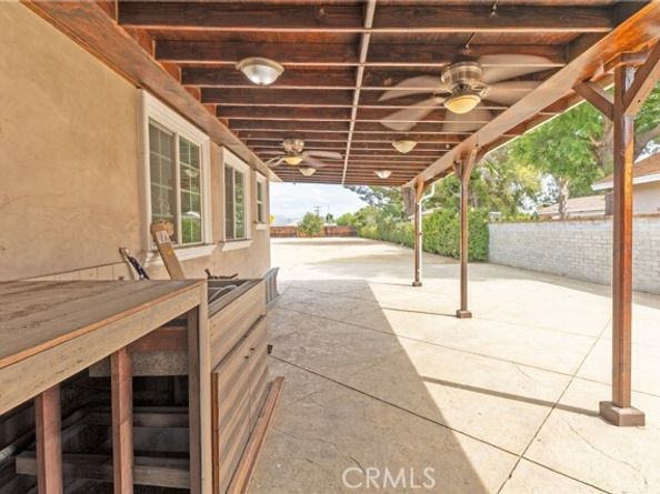 8546 Woodley Ave, North Hills (los Angeles) CA 91343