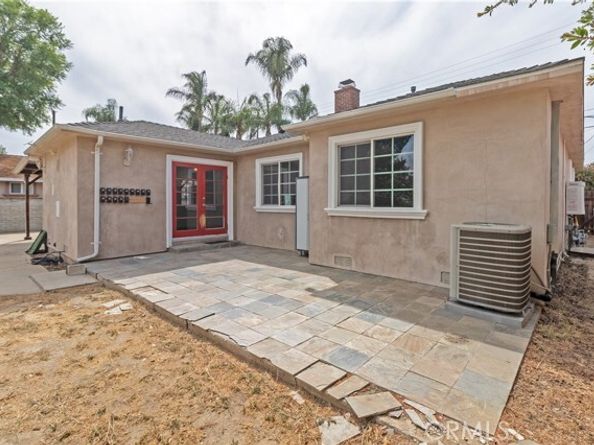 8546 Woodley Ave, North Hills (los Angeles) CA 91343