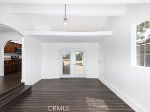 8546 Woodley Ave, North Hills (los Angeles) CA 91343