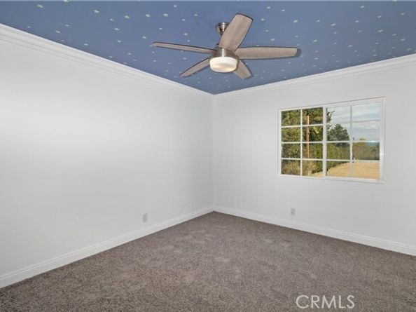 8546 Woodley Ave, North Hills (los Angeles) CA 91343