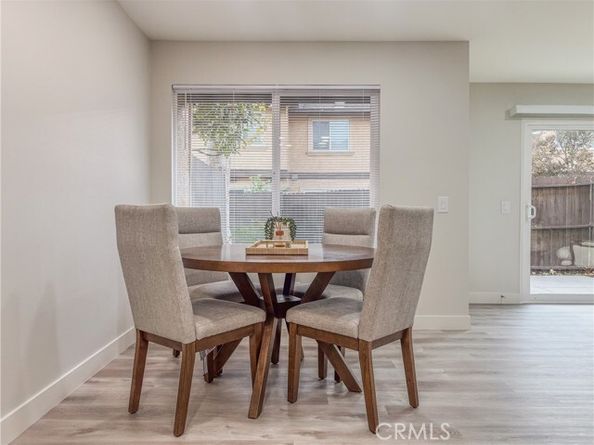 12302 Runnymede Street 4, North Hollywood (los Angeles) CA 91605