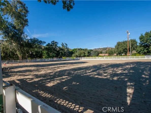 22050 Tulsa, Chatsworth (los Angeles) CA 91311