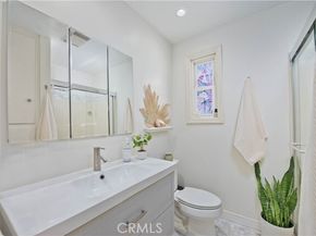 22050 Tulsa, Chatsworth (los Angeles) CA 91311