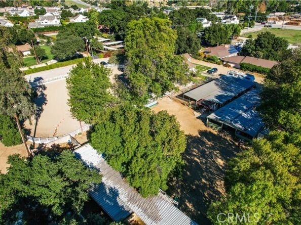 22050 Tulsa, Chatsworth (los Angeles) CA 91311