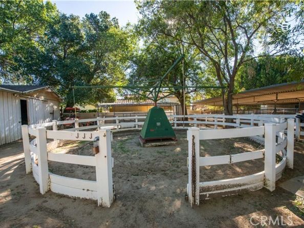 22050 Tulsa, Chatsworth (los Angeles) CA 91311