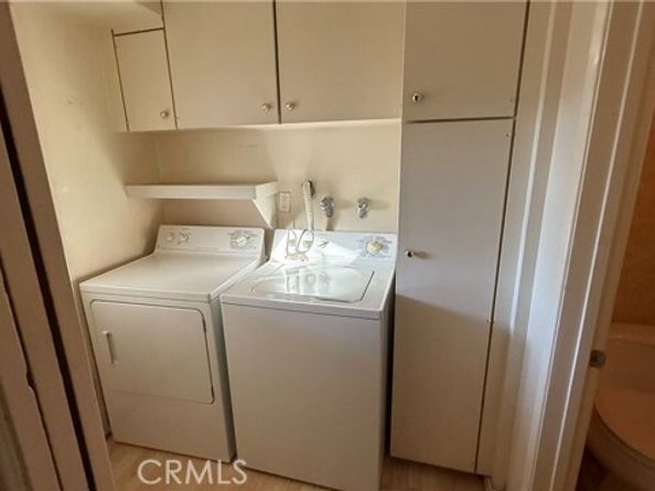 22049 Oxnard, Woodland Hills (los Angeles) CA 91367