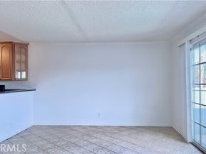 20930 Parthenia Street 216, Canoga Park (los Angeles) CA 91304