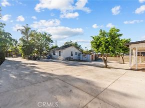 10558 Laurel Canyon Blvd, Pacoima (los Angeles) CA 91331