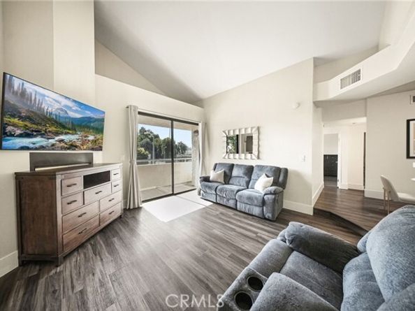 19009 Sherman Way 81, Reseda (los Angeles) CA 91335