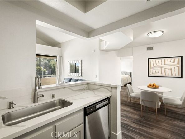 19009 Sherman Way 81, Reseda (los Angeles) CA 91335