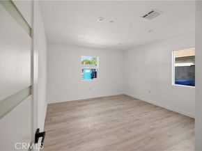 7842 Lasaine Avenue, Northridge (los Angeles) CA 91325