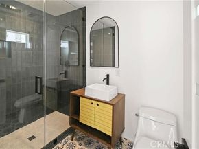 7842 Lasaine Avenue, Northridge (los Angeles) CA 91325