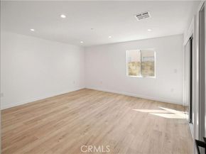 7842 Lasaine Avenue, Northridge (los Angeles) CA 91325