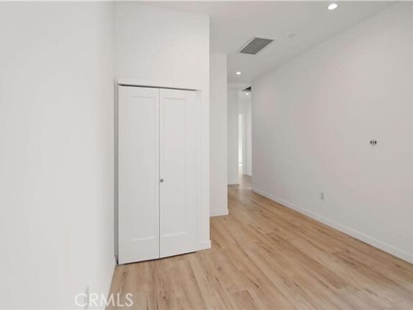 7842 Lasaine Avenue, Northridge (los Angeles) CA 91325