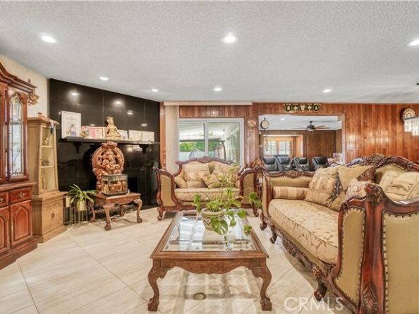 24206 Saint Edens Circle, West Hills (los Angeles) CA 91307
