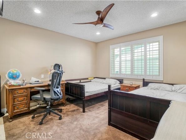 24206 Saint Edens Circle, West Hills (los Angeles) CA 91307