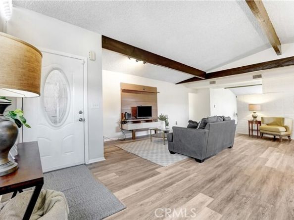 8850 Winnetka Avenue, Northridge (los Angeles) CA 91324