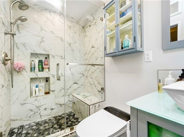 8850 Winnetka Avenue, Northridge (los Angeles) CA 91324