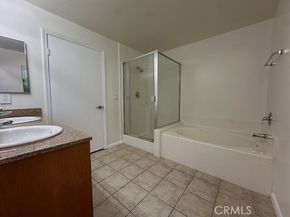 7551 Jordan Avenue 109, Canoga Park (los Angeles) CA 91303