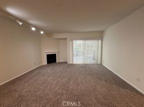 7551 Jordan Avenue 109, Canoga Park (los Angeles) CA 91303