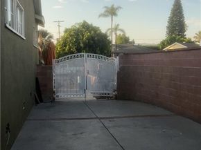 13448 Stagg Street, Panorama City (los Angeles) CA 91402
