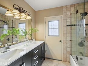 12525 Daryl Avenue, Granada Hills (los Angeles) CA 91344