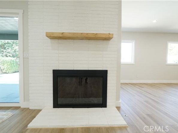 10345 Blucher Avenue, Granada Hills (los Angeles) CA 91344