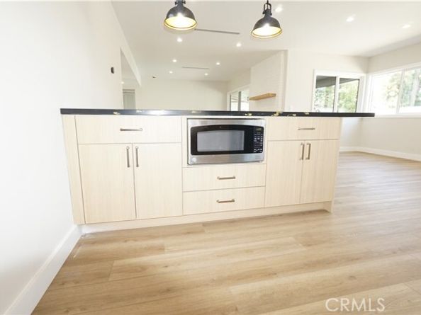 10345 Blucher Avenue, Granada Hills (los Angeles) CA 91344