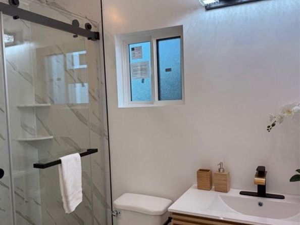 20406 Londelius Street, Winnetka (los Angeles) CA 91306