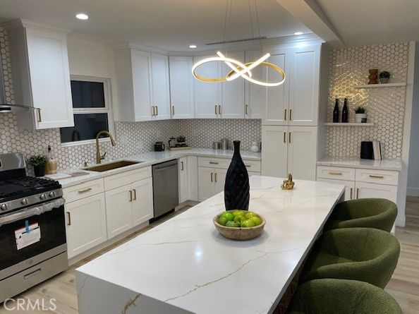20406 Londelius Street, Winnetka (los Angeles) CA 91306