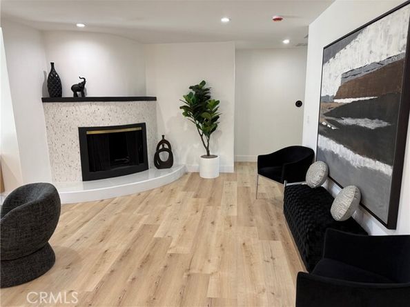 20406 Londelius Street, Winnetka (los Angeles) CA 91306