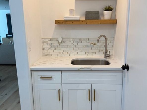 20406 Londelius Street, Winnetka (los Angeles) CA 91306