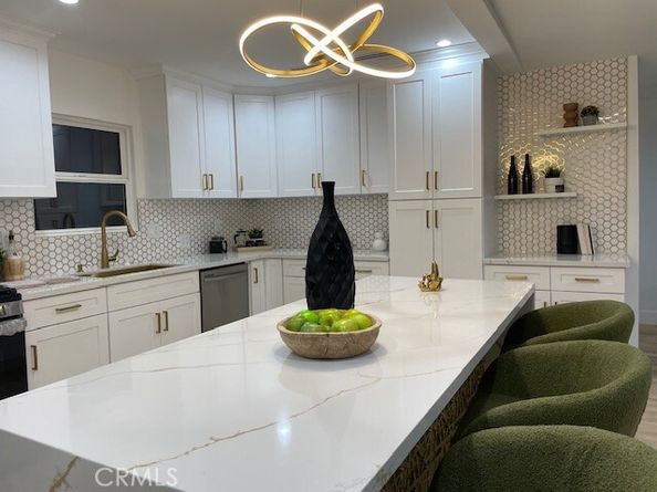 20406 Londelius Street, Winnetka (los Angeles) CA 91306