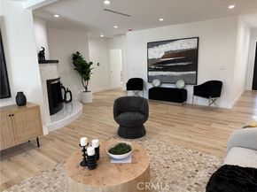20406 Londelius Street, Winnetka (los Angeles) CA 91306