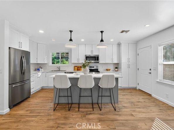 7576 McGroarty Terrace, Los Angeles CA 91042
