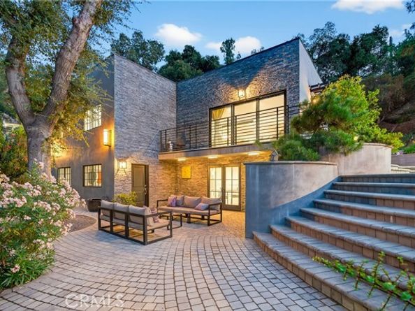 7576 McGroarty Terrace, Los Angeles CA 91042