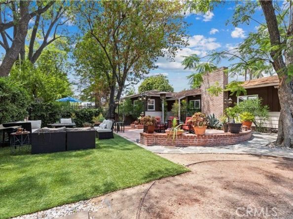 13405 Tiara Street, Los Angeles CA 91401